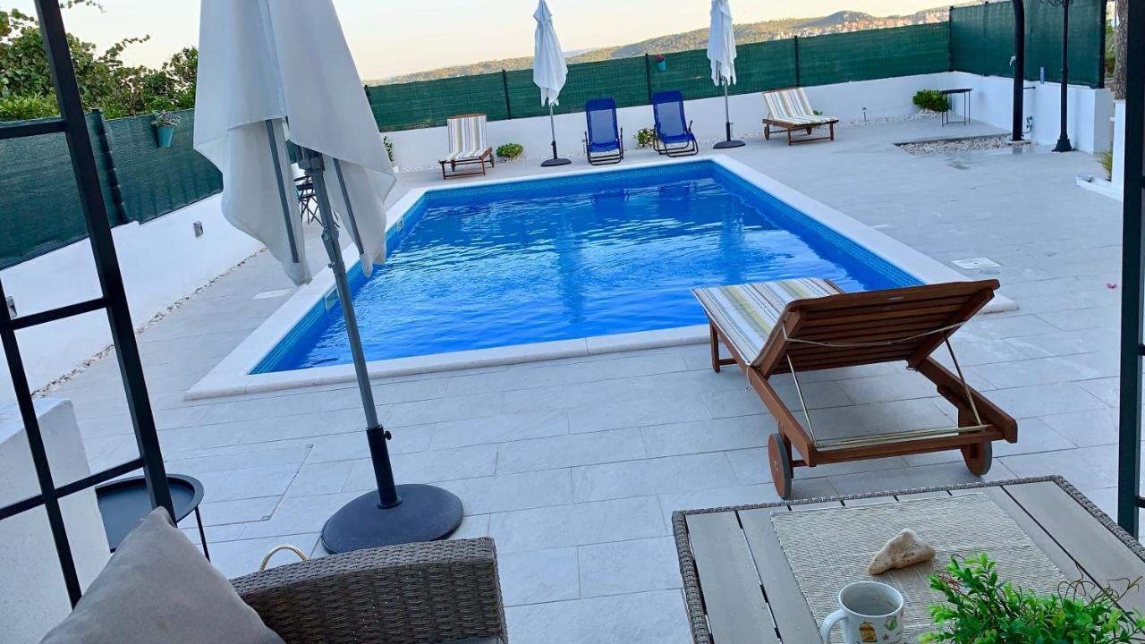 Apartments Villa Bella Vista Seget Trogir Buitenkant foto